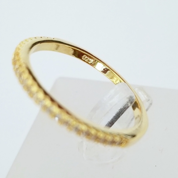 18k Yellow Gold Pave Band - Picture 6 of 8